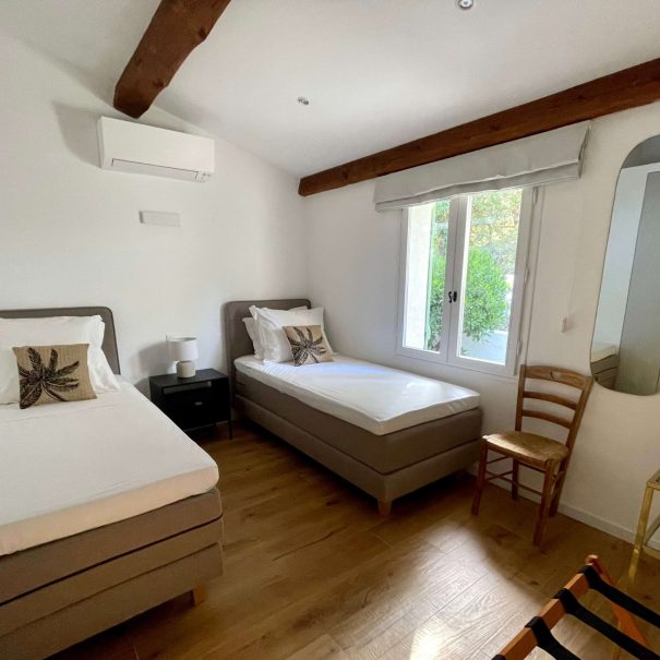 52 - bedroom 5